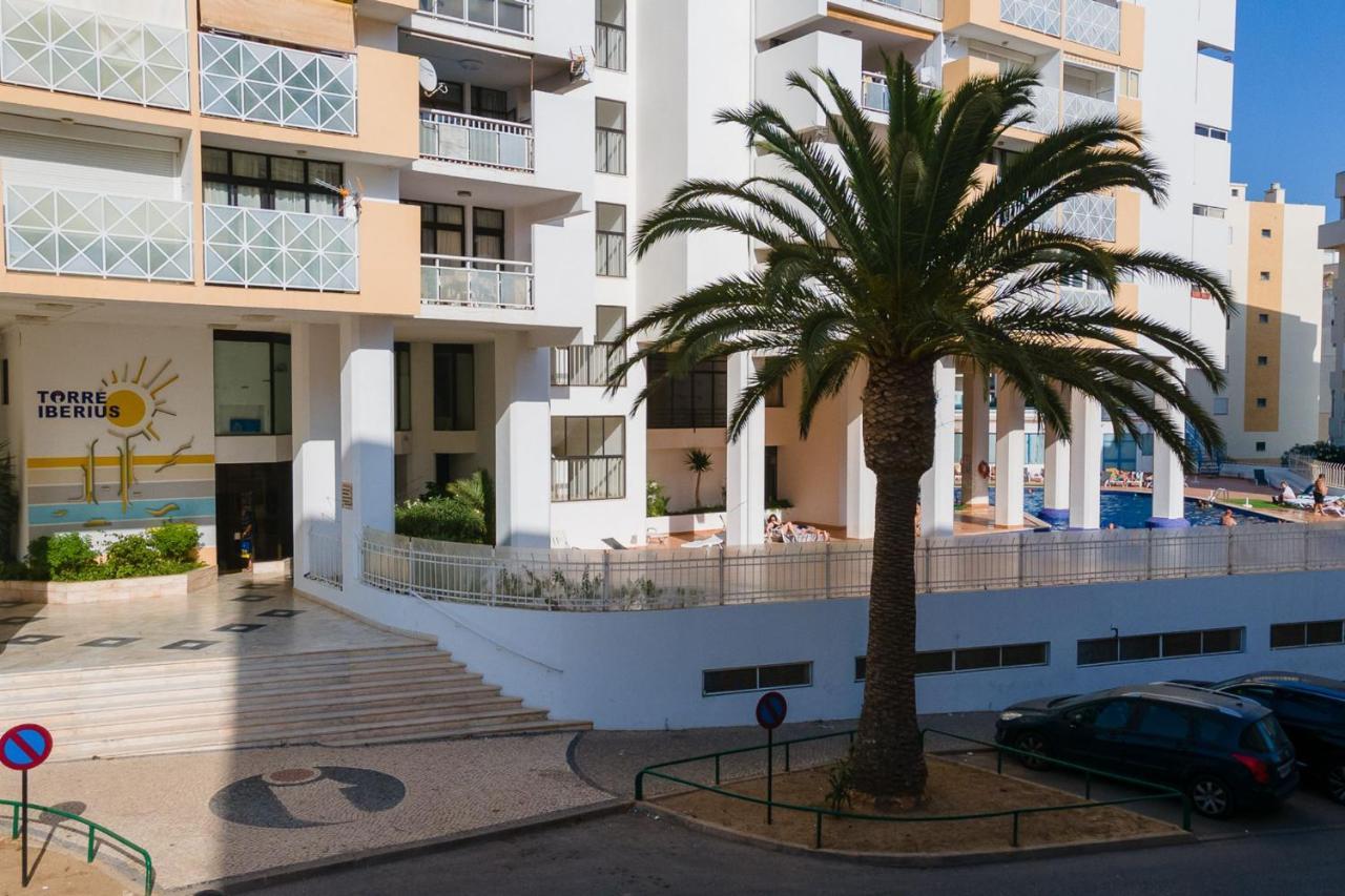 סילבס Bright 1Bdr Apartment W/Balcony & Pool By Lovelystay מראה חיצוני תמונה